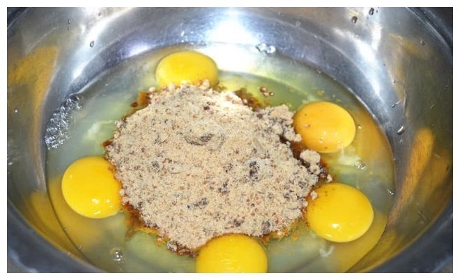 想要做出软糯香甜的枣糕,只需这“3步”,简单易学又美味