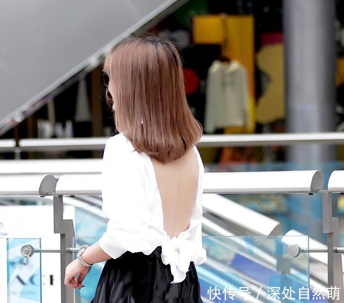 7位美女一个比一个美,最美的当属宝蓝色金丝绒美女!