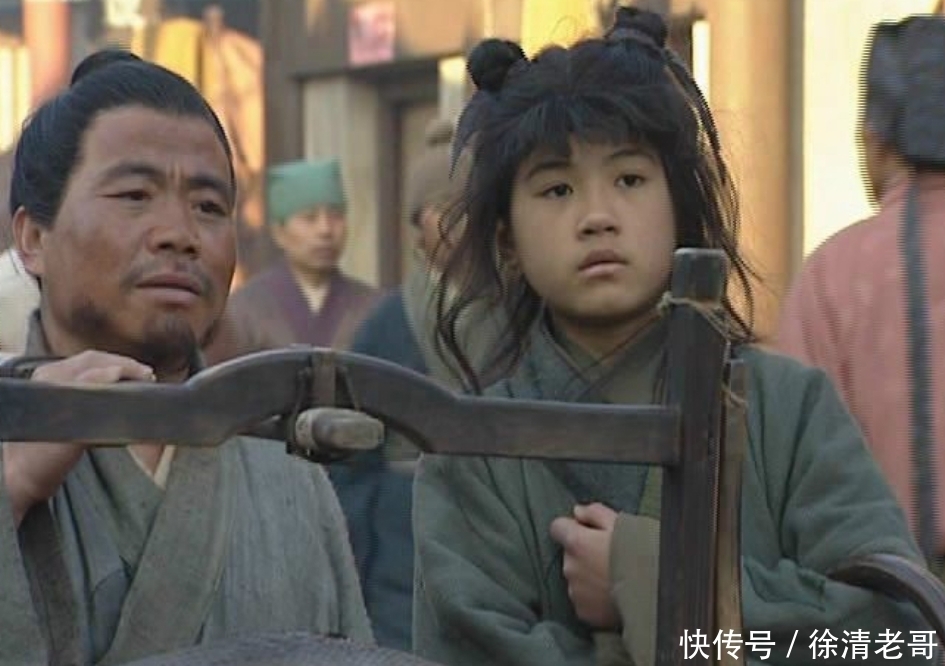 武大郎|《水浒传》中,那个卖梨的郓哥,才是潘金莲事件的背后赢家