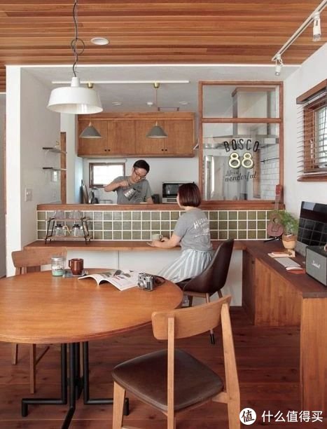 二手房|曹大头 篇四:一分钱不花就多出个厨房,有这好事?