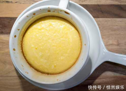 鸡蛋|掌握蒸鸡蛋羹时的三个技巧，蒸出来的鸡蛋香软又嫩滑