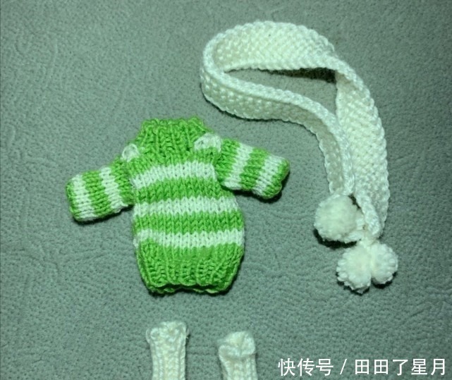 围巾|网友的妈妈给“快斗”手办织毛衣,次元融合感满满!
