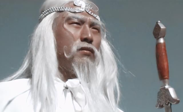 技高一筹|白眉大侠：老剑魔和武圣人谁技高一筹？说说心灰意冷的武道之巅