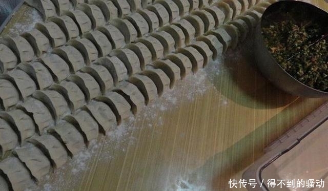 简单|饺子馅这样调别提有多赞,天天吃都不腻,简单易学! 附教程