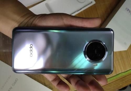 OPPO|OPPO再次爆发，骁龙865＋40W无线跌至2799，还支持65W闪充