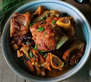 天天就馋这道菜,炖一锅都不够吃,比排骨还香,啃着吃最过瘾