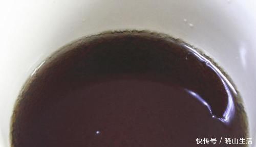 雄性激素|唇毛过于浓密,说明了啥?唇毛会越刮越多吗?很多女性还不自知