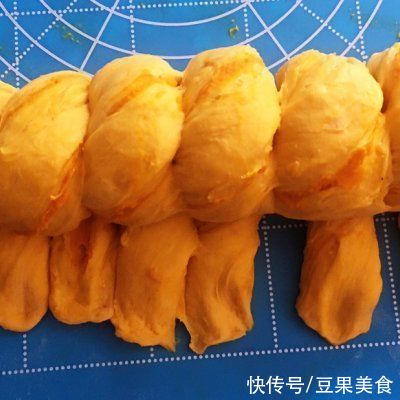 肚子里有料的金瓜吐司面包,就如腹有诗书气自华的你