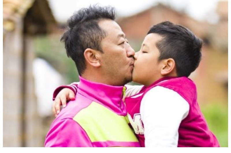 爸爸去哪兒的男孩長大了,郭子睿張悅軒成男子漢,Kimi成精神小伙