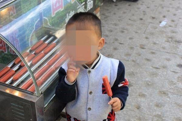 小勇|8岁男孩，昏迷不醒，靠呼吸机续命，医生怒斥家长啥都敢吃