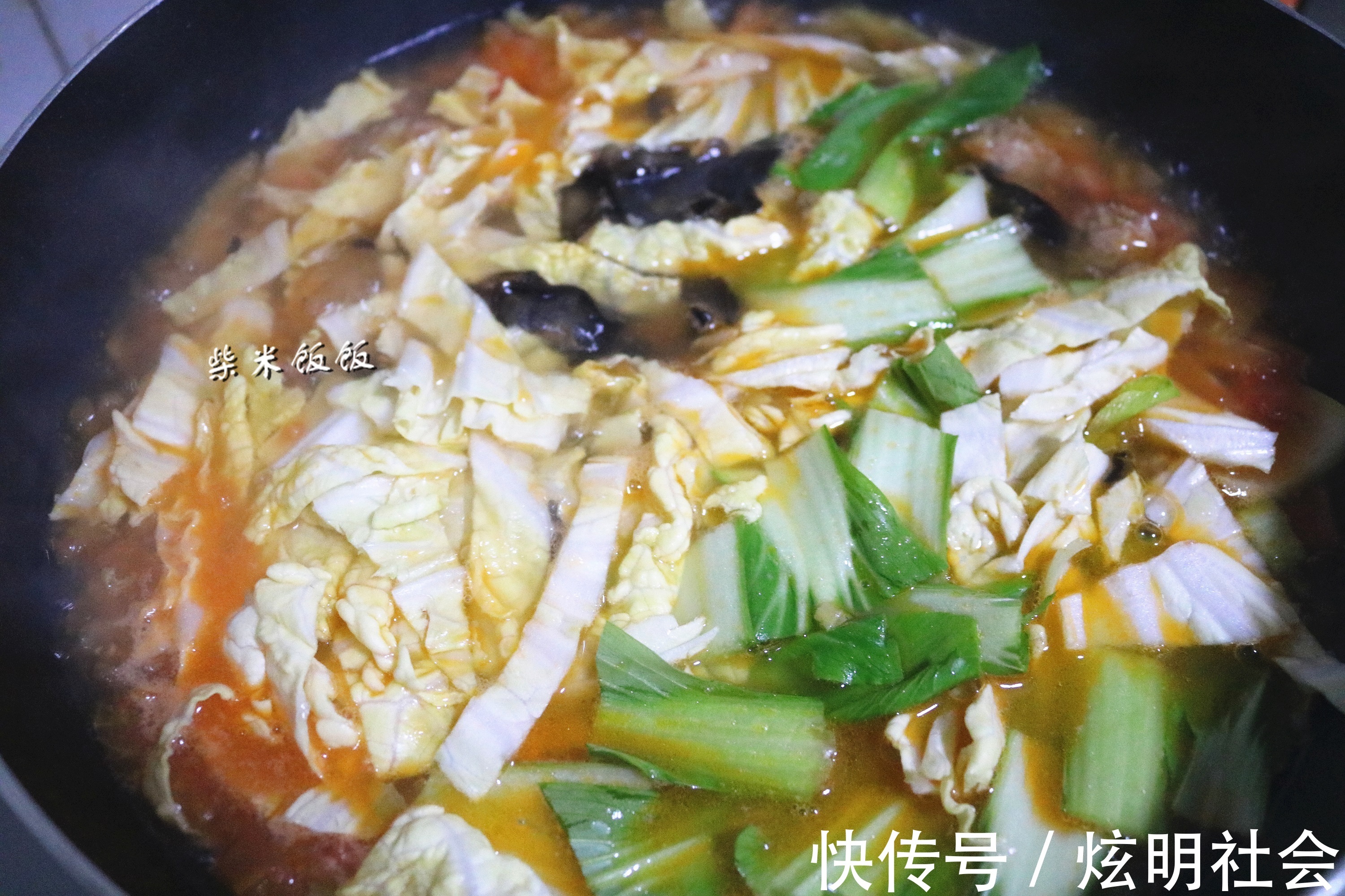 青菜|娘俩吃饭,从不叫外卖,晒晒午餐搭配,简单方便营养好吃