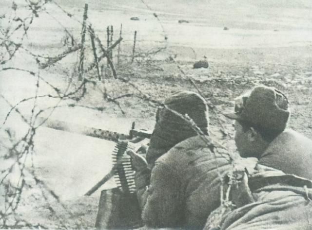 铁血|赛过铁血兰博,志愿军英雄射手曾用缴获的美军武器杀敌超120名