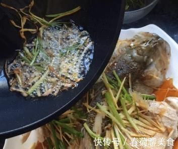 清蒸鲈鱼，这种调料最不该放，多数人喜欢放，难怪肉质又腥又难吃