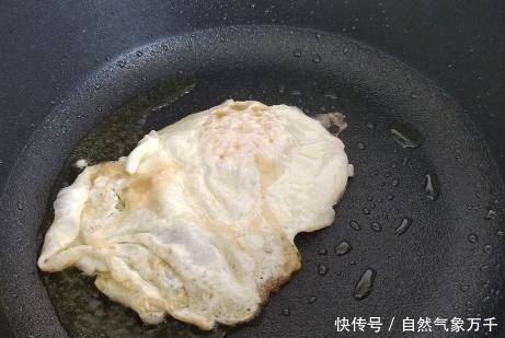焖面|面条这做法,我家一周吃5次,解馋过瘾,上桌比肉菜还先光盘