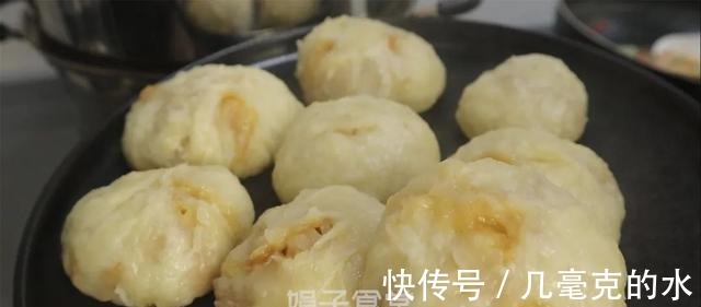 包子这样做，柔软鲜嫩，不用揉面、不用擀皮，做法简单又营养！