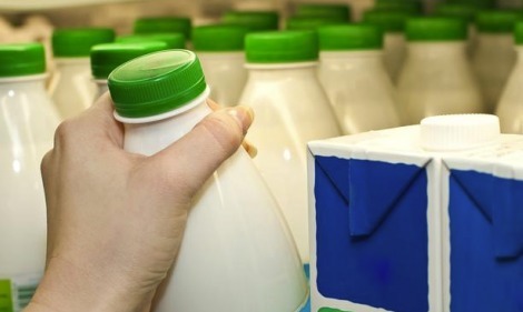 喝牛奶|坚持喝牛奶的人和从来不喝牛奶的人，身体会有什么差别