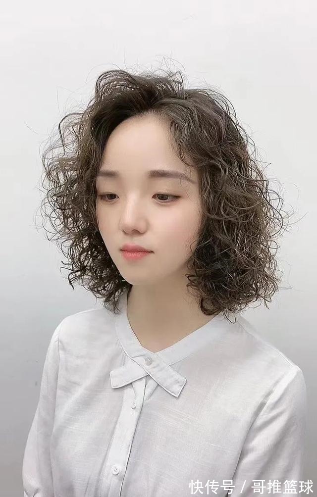 长发 100多款新精选热点发型,烫染剪全都有,要不要挑一款!