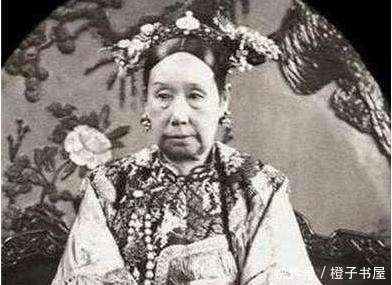 起床|慈禧3点起床8点上朝,那么中间的5个小时干什么去了?