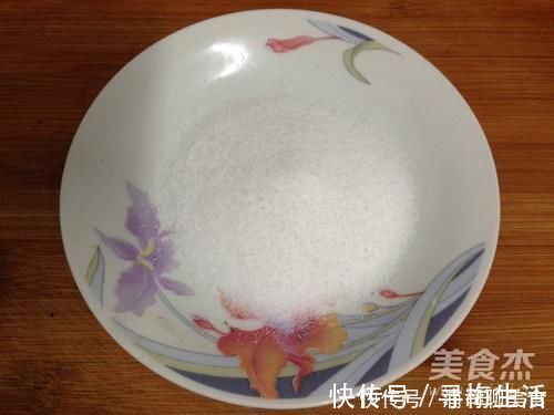 精盐|活了50年才知道,它是失眠的天敌,睡前喝点,一夜不打鼾睡得香