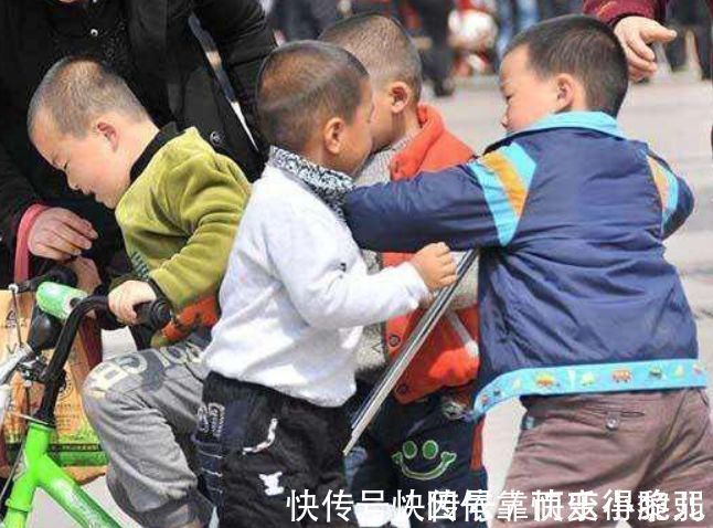 宝宝|“认生”和“自来熟”的宝宝,谁更聪明?家长别只看表面现象