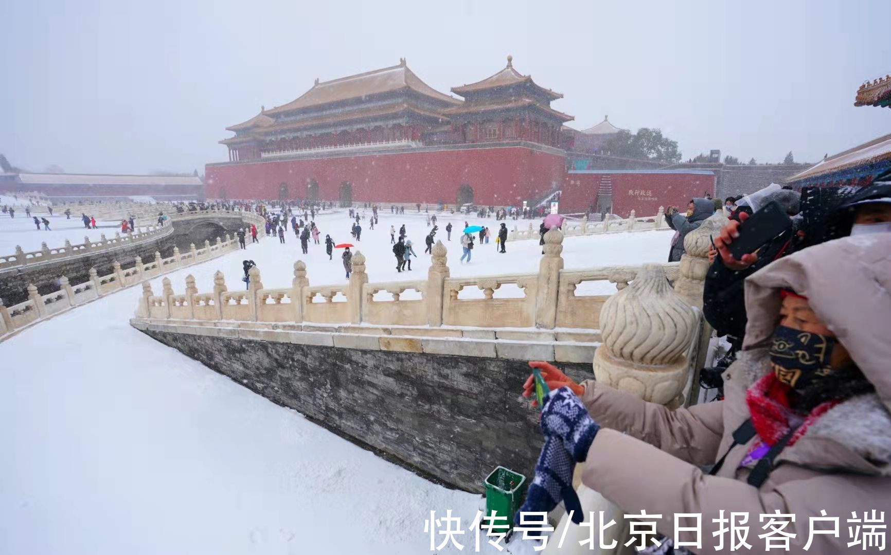 故宫博物院|北京初雪，故宫博物院成市民首选古都雪景打卡地