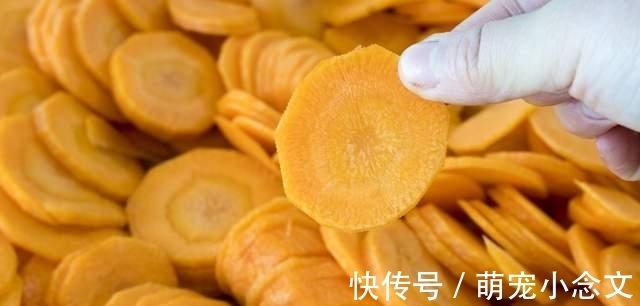 冰糖|这5种蔬菜晒干后，比新鲜的好吃太多！炖肉炒菜都行，放1年不坏