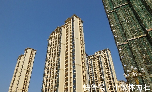 一手房|首次买房,是购买“新房”还是“二手房”?房产专家“给出建议”