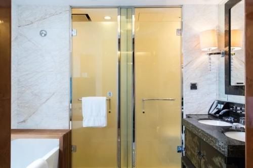 牙刷|家里9样东西不能用太久，抓紧扔，别不当回事，吃亏就晚了！