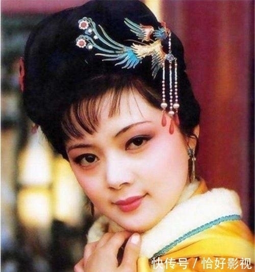 金玉良缘@贾宝玉挨打,林黛玉哭得眼睛肿得像桃子,薛宝钗哭了一宿,为何?