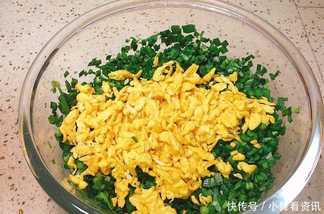 怪味|调韭菜馅，最忌放这4种调料，很多人不懂，难怪不鲜也不香