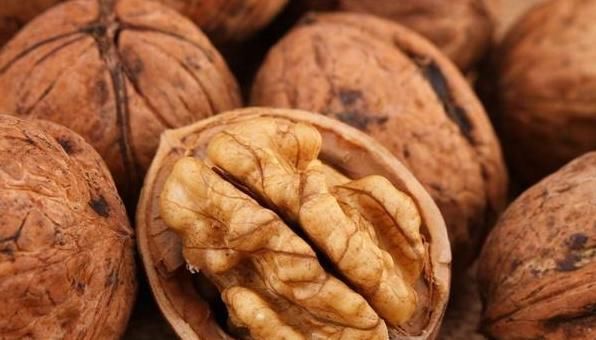 血糖|高血糖人群,3种“碱性食物”尽量多吃,血糖悄悄降下来!