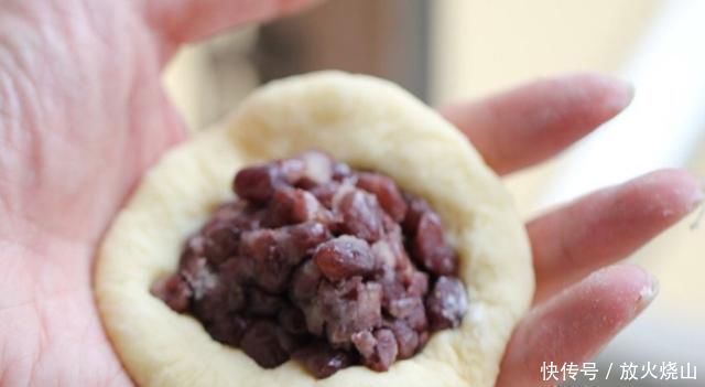 不会包粽子的有福了,教你这样做,简单易学,比粽子好吃