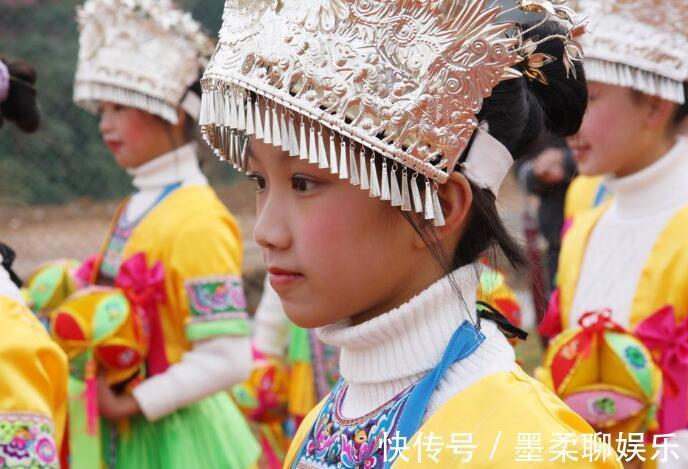 青人|我国最为独特的民族,不属于56个民族内,身份证也跟我们不一样