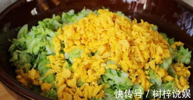 包子|11岁就开始蒸包子的我，从发面到调馅，详细讲解做法，一次就会！