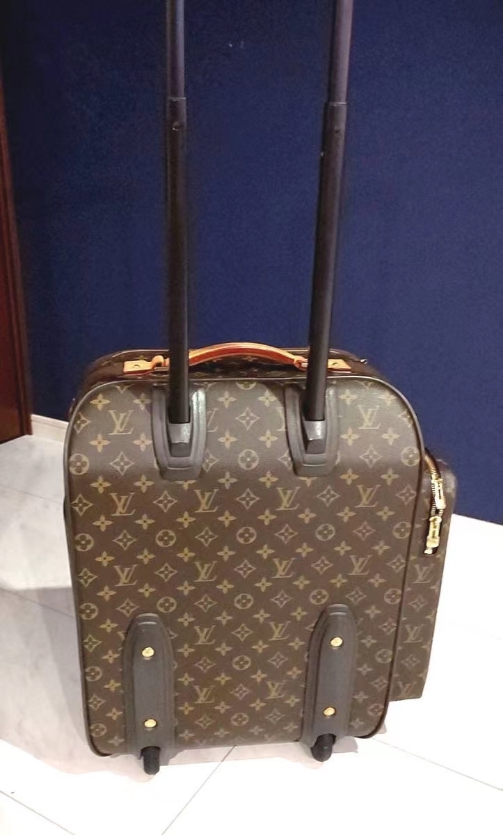 louis!LV路易威登Monogram Canvas 滚轮行李箱