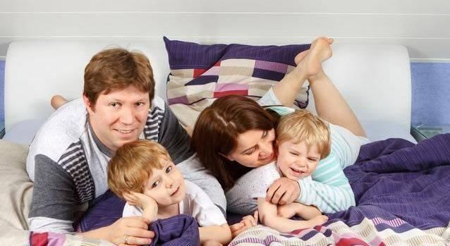 家长们|家长在这4件事上没必要“节俭”,你越舍得孩子越优秀,别不信