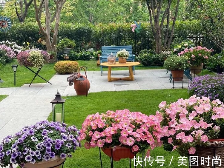 下午茶|一楼430㎡大院子,用1年半建成花园,网友:你这是建了个公园吧?