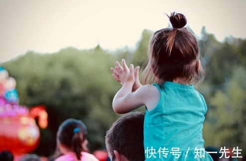 女孩带三点水的字取名:带有三点水的好听