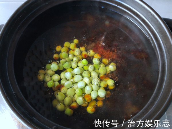 玫瑰|女人喝了这碗羹,皮肤不再干燥,补气养血,经常吃面色红润有光泽