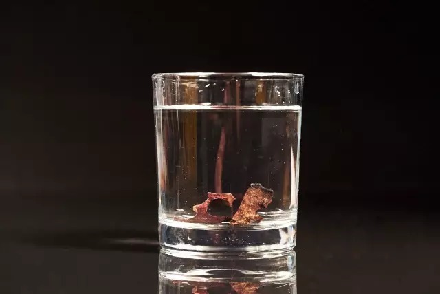 海黄|海黄是否沉水,与真假无关