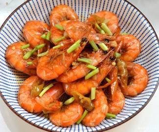 快手菜|上班族快手菜“泡椒虾”5分钟轻松搞定