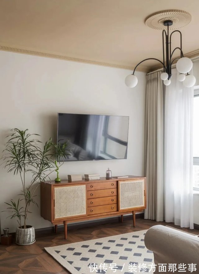 卫生间|57㎡复古法式风,玄关柜设计,改变入户正对卫生间,干区直接放外面