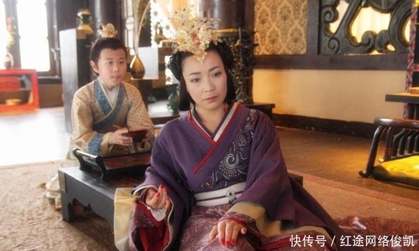 奴隶|此女因父亲去世成了奴隶,意外被选进宫后,最终却当上皇太后