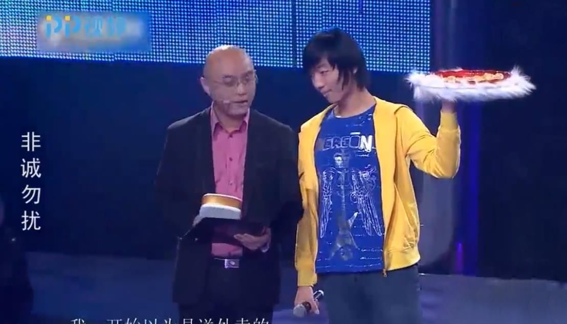  非诚|＂外卖＂哥上非诚勿扰，刚登场24灯就全灭，女嘉宾直言赶紧下台