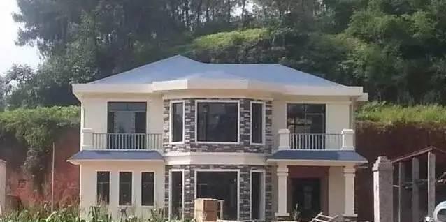 小王|70后老夫妻合伙开山，40万为孩子建独一无二的2层婚房，牛！