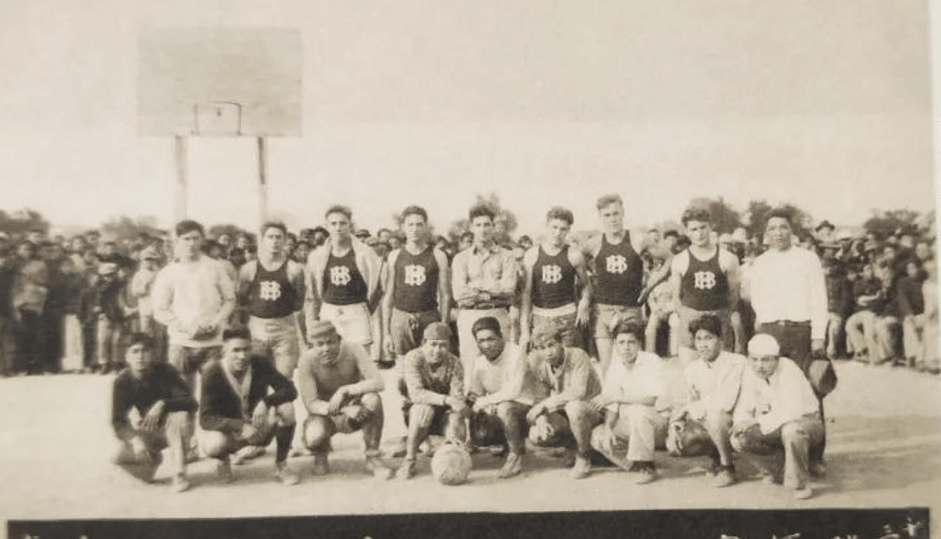 华侨中学#新加坡发行的20元新钞,反面印有8位先驱人物,为何有一位中国人