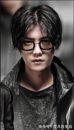 鹿晗|鹿晗:不要“流量”要“编制”,这一次他是真的看透了?