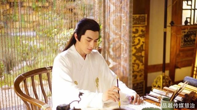 泣血|他泣血撰《汉书》彪炳史册,随窦宪争功名却含冤而死