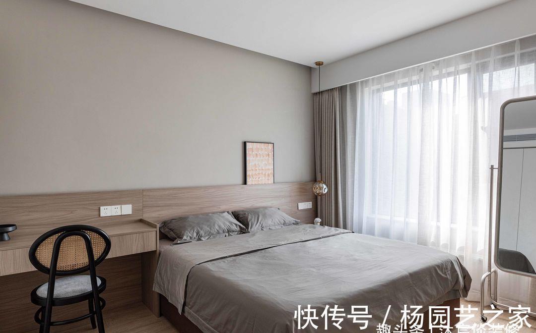 书桌|他大胆拆掉家里5面墙,全屋简洁大方还很实用,干净清爽太宜居了