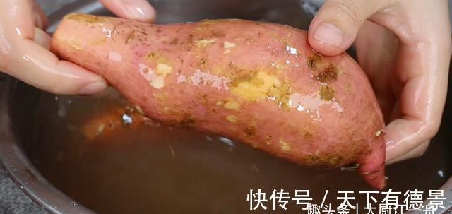 蒸红薯时，切记不要直接上锅蒸！教你正确做法，红薯香甜又多汁